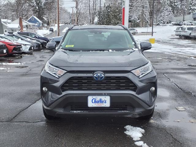 2020 Toyota RAV4 Hybrid XLE
