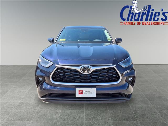 2022 Toyota Highlander LE