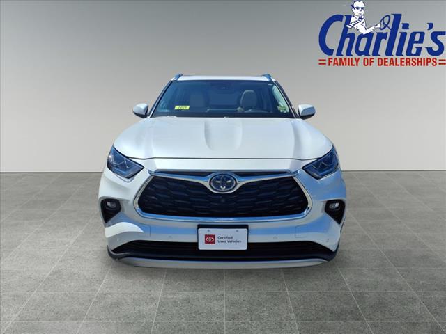 2021 Toyota Highlander Hybrid Platinum