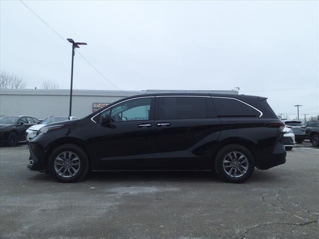 2023 Toyota Sienna XLE 7-Passenger