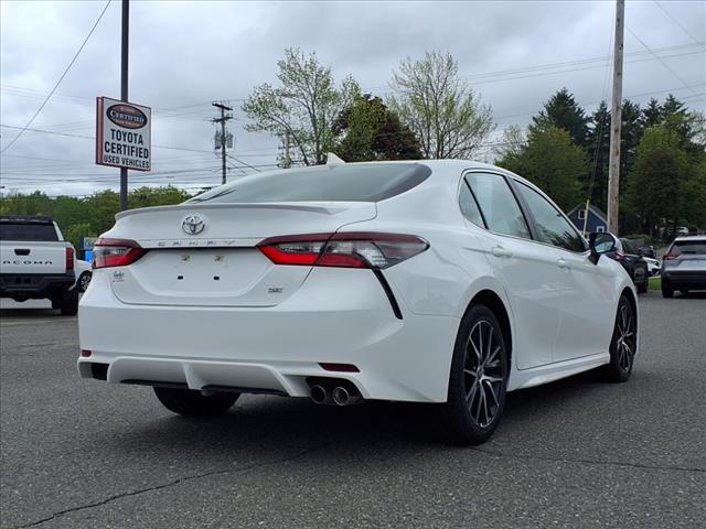 2022 Toyota Camry SE