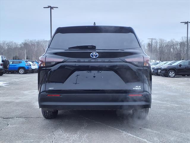 2023 Toyota Sienna XLE 7-Passenger