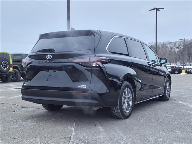 2023 Toyota Sienna XLE 7-Passenger
