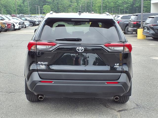 2020 Toyota RAV4 LE