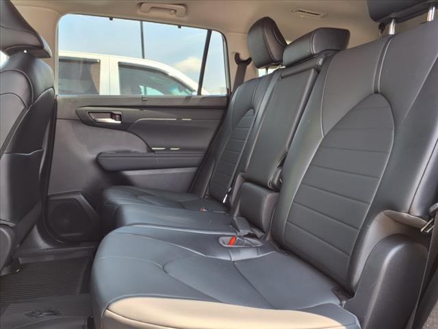 2021 Toyota Highlander Hybrid XLE