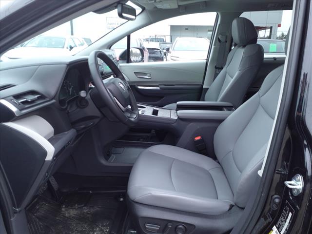 2023 Toyota Sienna XLE 7-Passenger