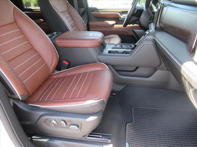 2025 GMC Sierra 2500HD Denali Ultimate