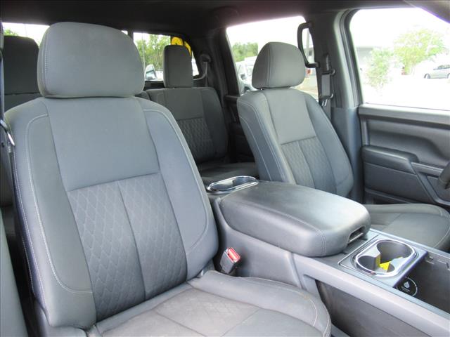 2019 Nissan Titan SV