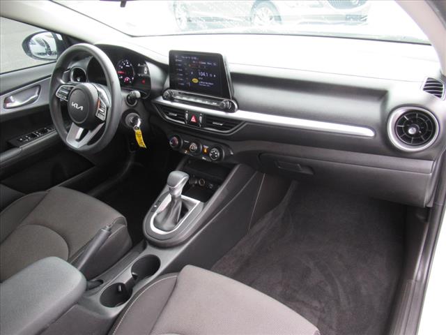 2022 Kia Forte LXS