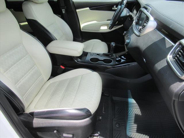 2017 Kia Sorento SX Limited V6