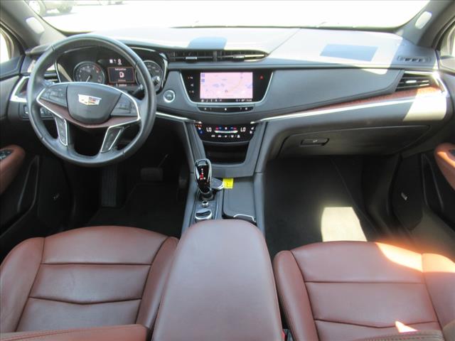 2021 Cadillac XT5 Premium Luxury