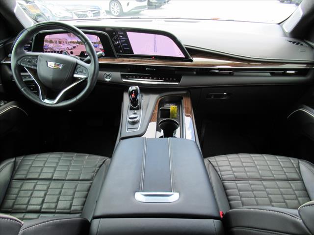 2023 Cadillac Escalade Sport Platinum