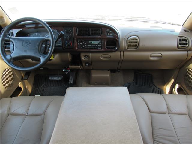 1999 Dodge Ram 2500 Laramie SLT