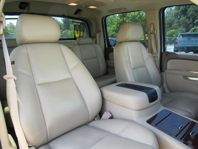 2010 Chevrolet Avalanche LTZ