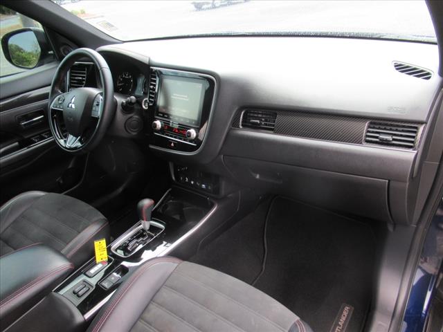 2020 Mitsubishi Outlander Special Edition