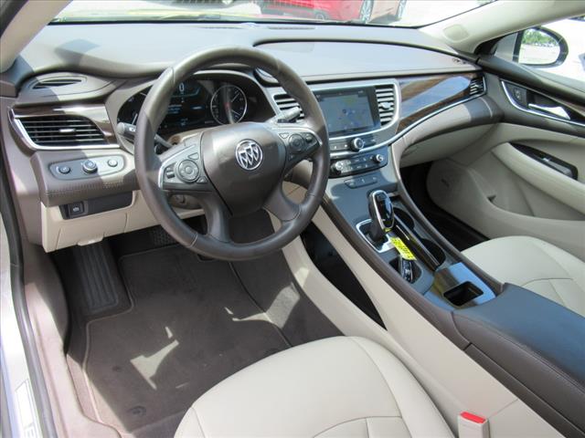 2017 Buick LaCrosse Essence
