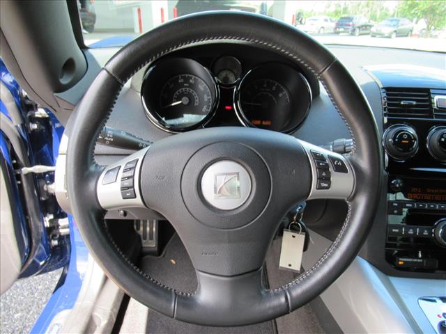 2009 Saturn SKY Base