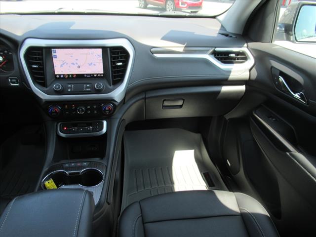 2022 GMC Acadia SLT