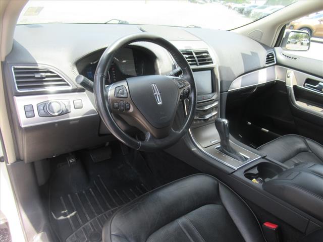 2013 Lincoln MKX Base