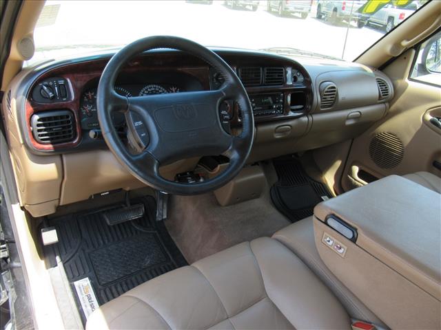 1999 Dodge Ram 2500 Laramie SLT