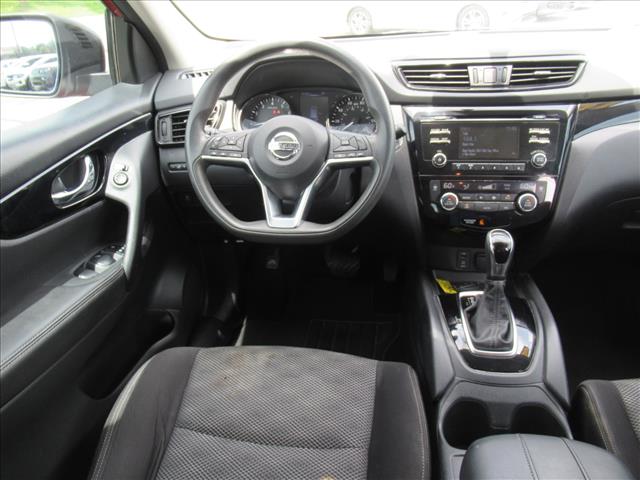 2018 Nissan Rogue Sport SV