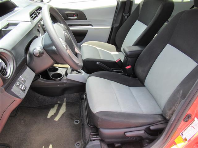 2013 Toyota Prius c Two