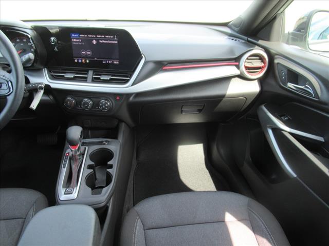 2024 Chevrolet Trax RS
