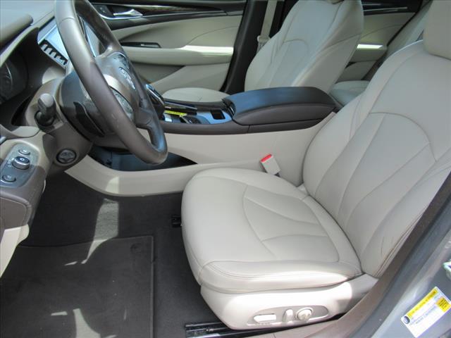 2017 Buick LaCrosse Essence