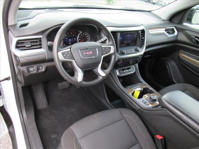 2022 GMC Acadia SLE
