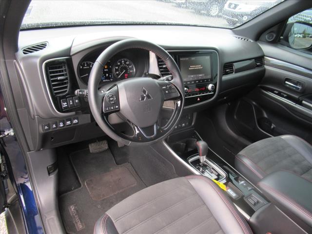 2020 Mitsubishi Outlander Special Edition