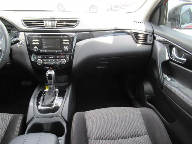 2018 Nissan Rogue Sport SV