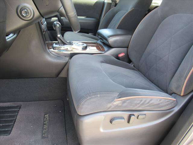 2017 Nissan Armada SV