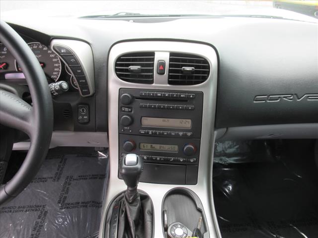 2005 Chevrolet Corvette Base