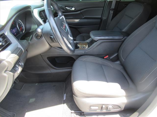 2020 GMC Acadia SLE