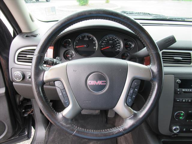 2013 GMC Yukon XL SLT
