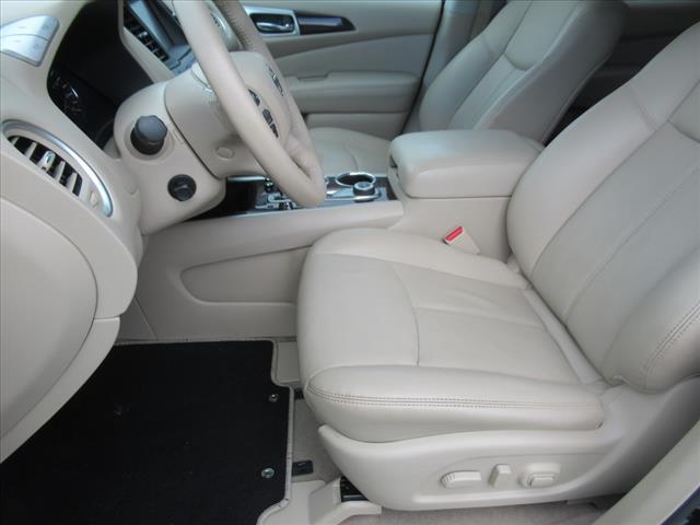 2014 Nissan Pathfinder Platinum