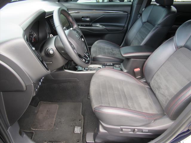 2020 Mitsubishi Outlander Special Edition