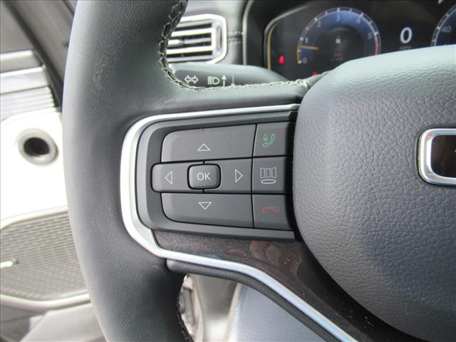 2023 Jeep Wagoneer Base