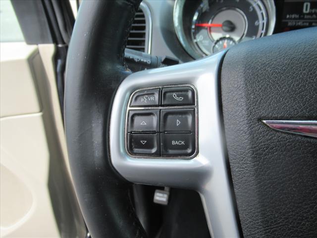 2014 Chrysler Town and Country Touring