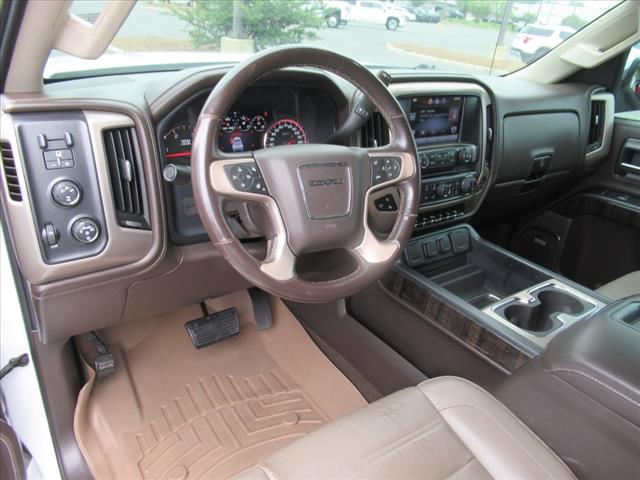 2015 GMC Sierra 2500HD Denali