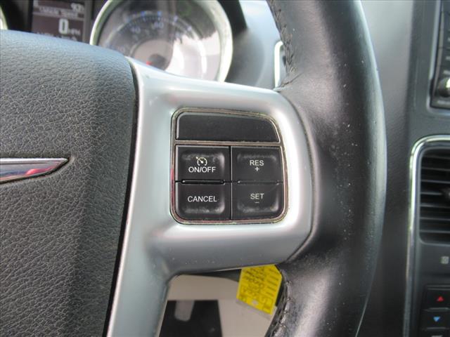 2014 Chrysler Town and Country Touring