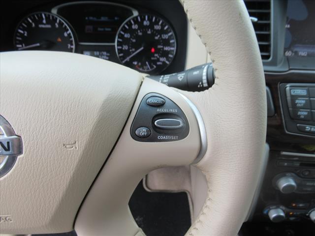 2014 Nissan Pathfinder Platinum