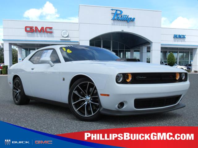 2016 Dodge Challenger R/T Scat Pack