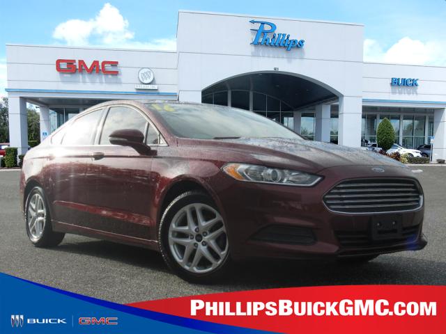 2016 Ford Fusion SE