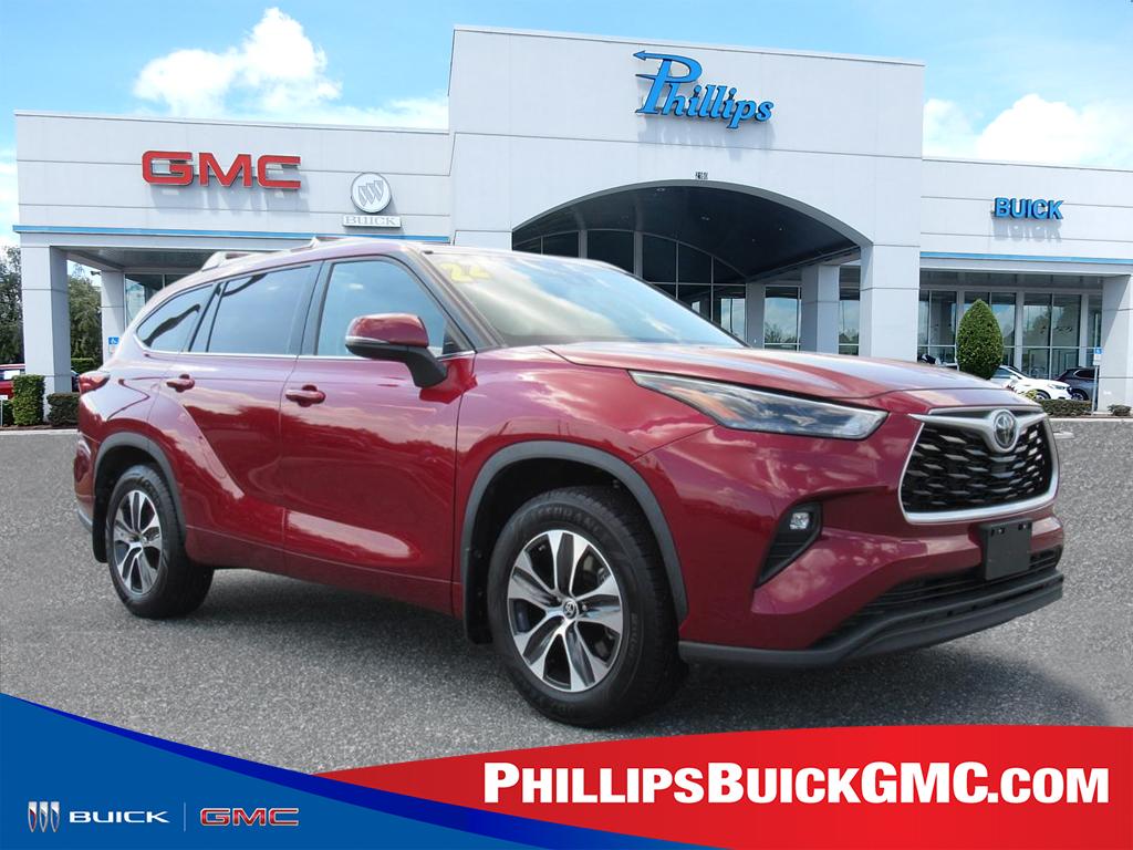 2022 Toyota Highlander XLE AWD