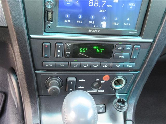 2005 Ford Thunderbird Deluxe
