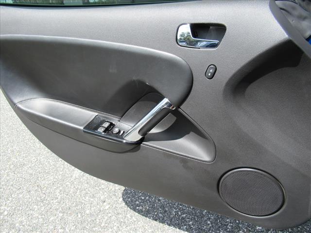 2009 Saturn SKY Base