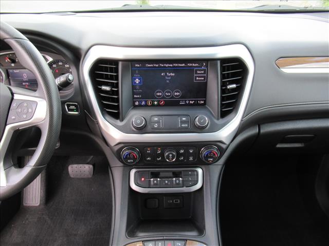 2022 GMC Acadia SLE