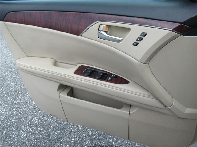 2011 Toyota Avalon Limited