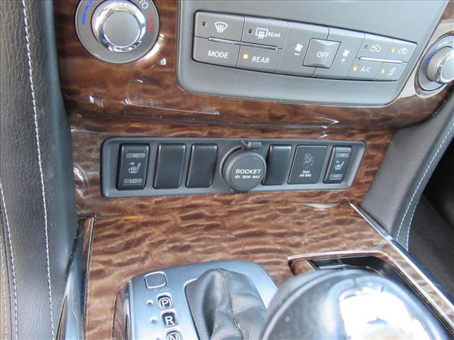 2017 Nissan Armada SV